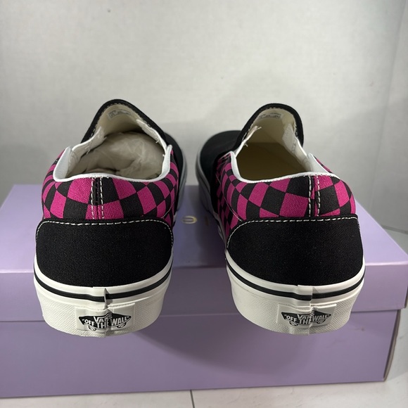 NWT Vans Classic Checkerboard Slip-Ons in Raspberry and Black Men’s 10.5 main image 7